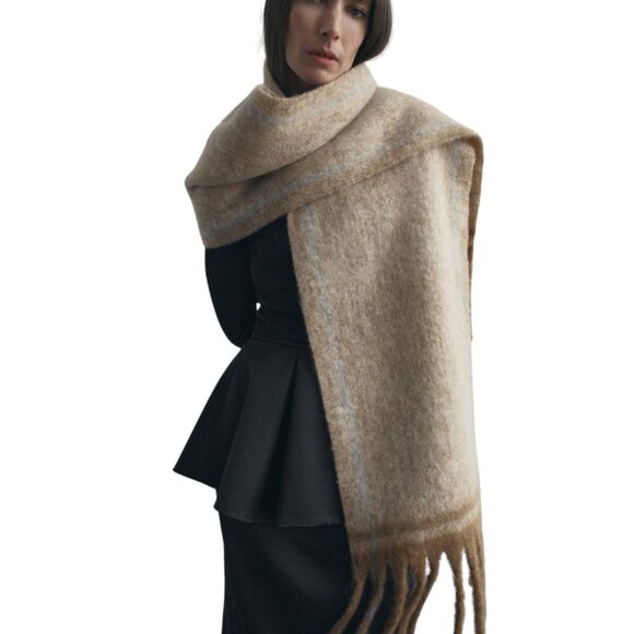 ZARA FRINGED SCARF - Picture 1 of 7